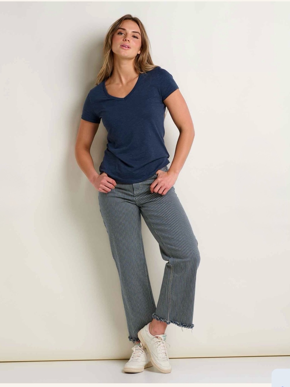 Toad & Co Marley Short Sleeve V-Neck Tee In Big Sky XS